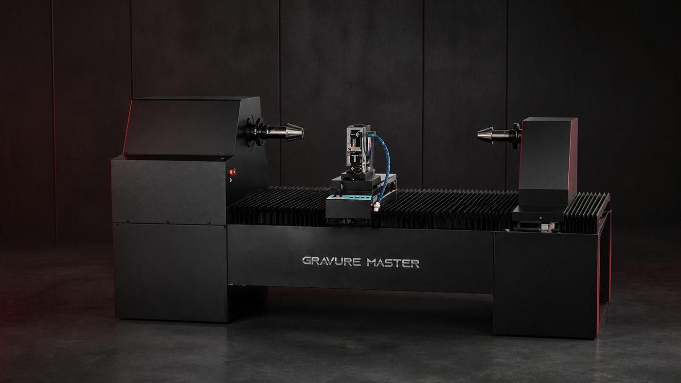 Electromechanical gravure cylinder engraving machine with German-made engraving head